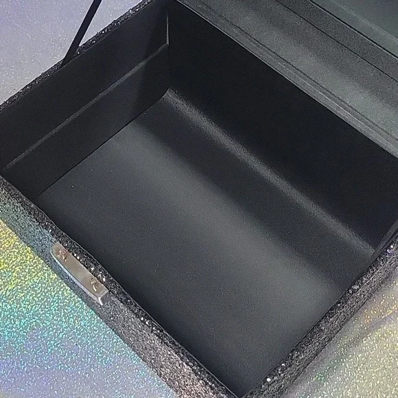 HTF Victoria Secret 2014 Glitter Makeup Cosmetic Train Case/ Box - Picture 11 of 11